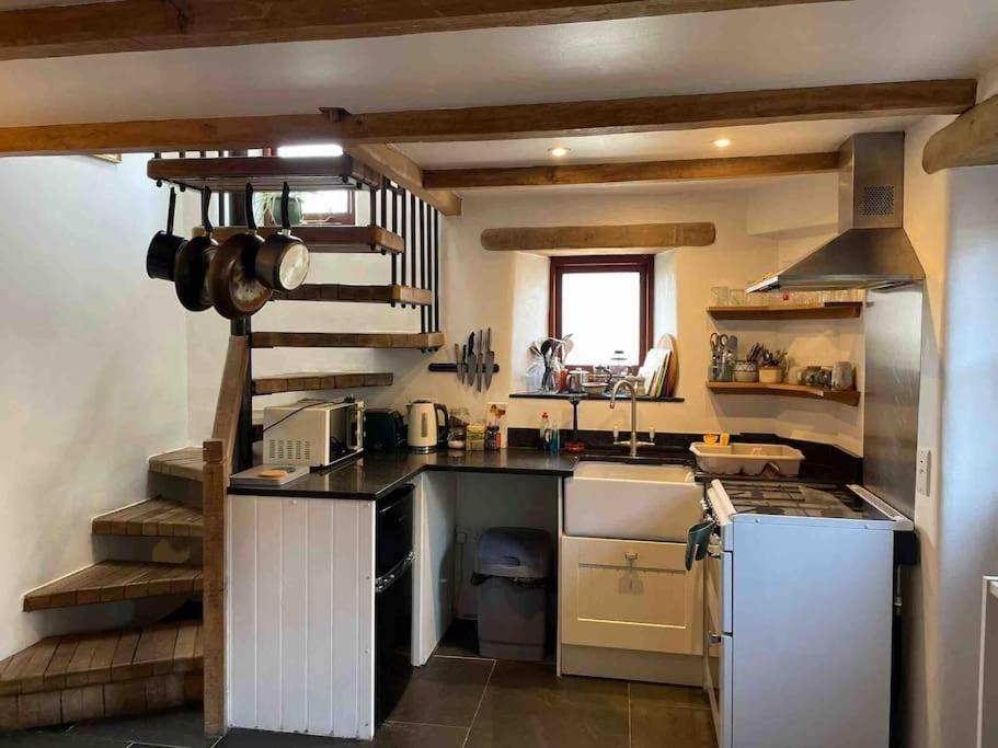 9A Viaduct Cottage - The Cosiest Bolthole In The Sw! Гейл Екстер'єр фото